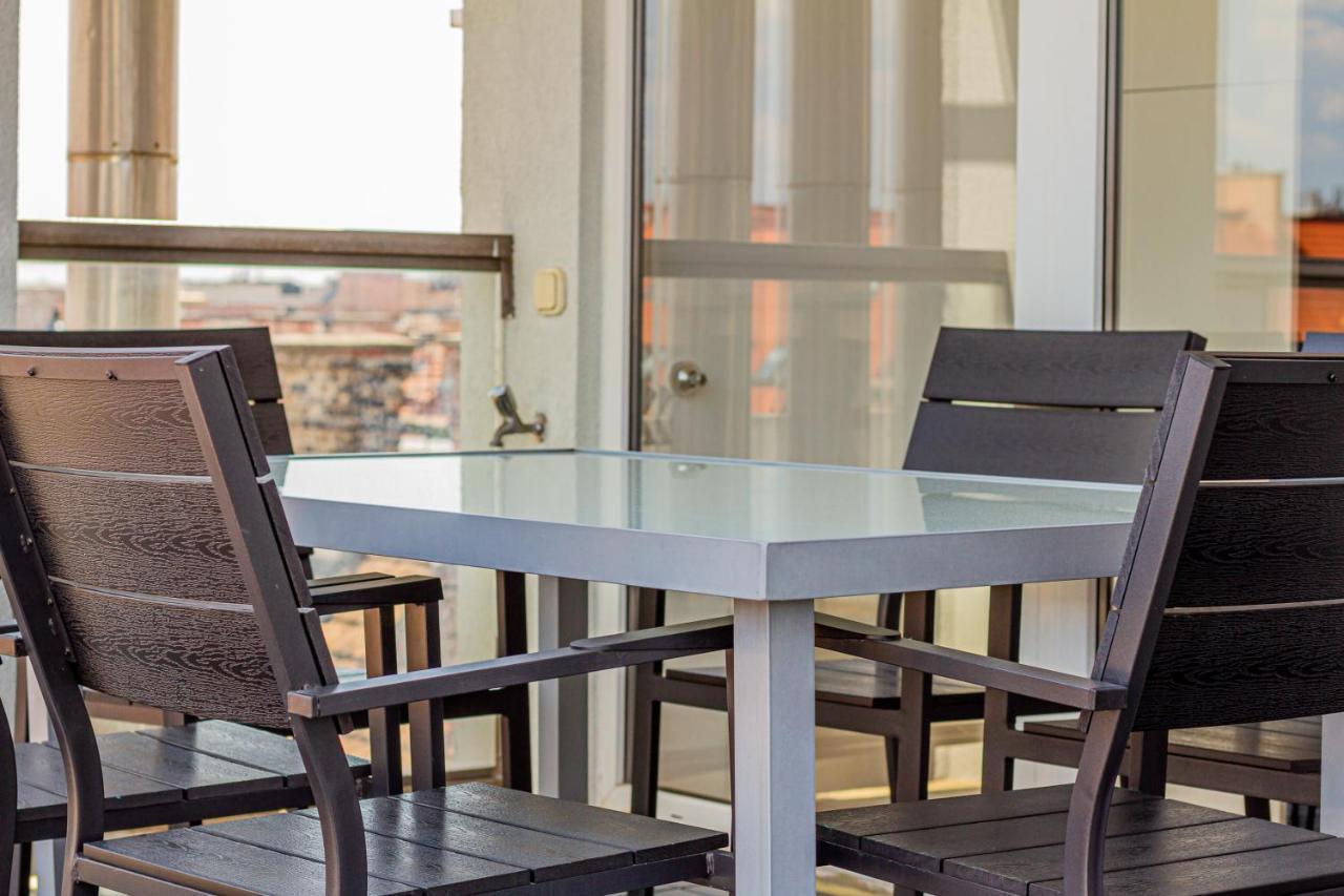 Luxury Apartment With Balcony In Downtown Budapeşte Dış mekan fotoğraf