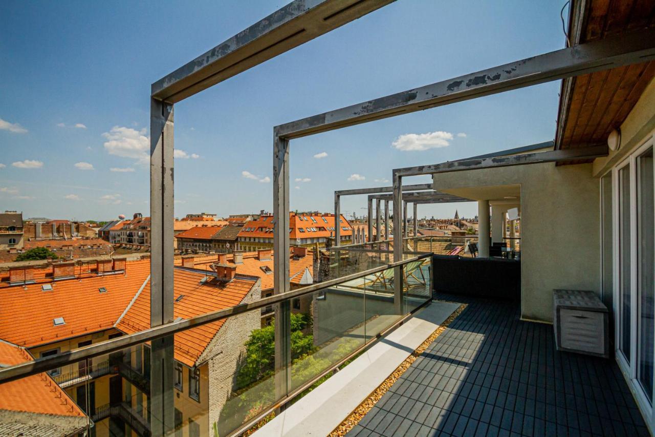 Luxury Apartment With Balcony In Downtown Budapeşte Dış mekan fotoğraf