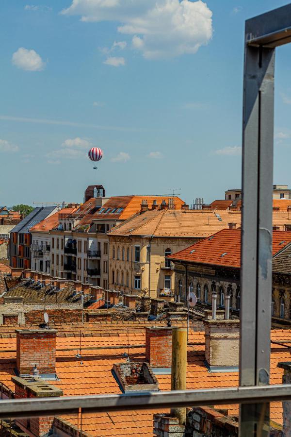 Luxury Apartment With Balcony In Downtown Budapeşte Dış mekan fotoğraf